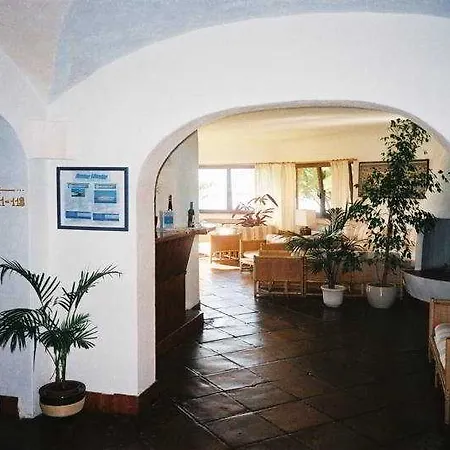 Valdiola Hotel