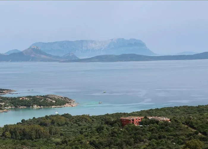 ヴァルディオーラ ホテル ポルト・チェルボ